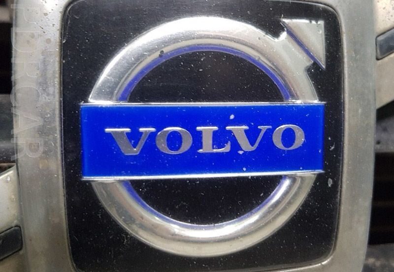 Ремонт-без-покраски-Volvo